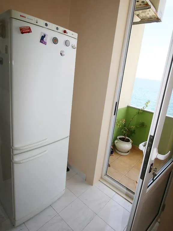 Deep Blue Apartment Next To The Sea Organs Zadar