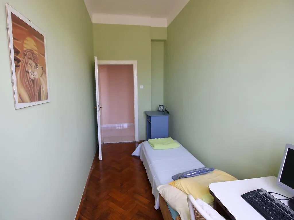 Deep Blue Apartment Next To The Sea Organs Zadar